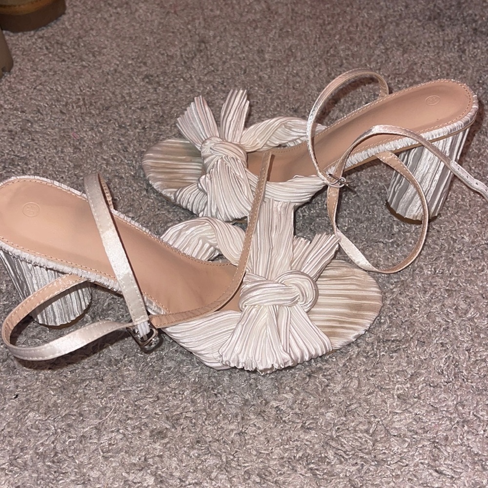 Bow chunky heels
